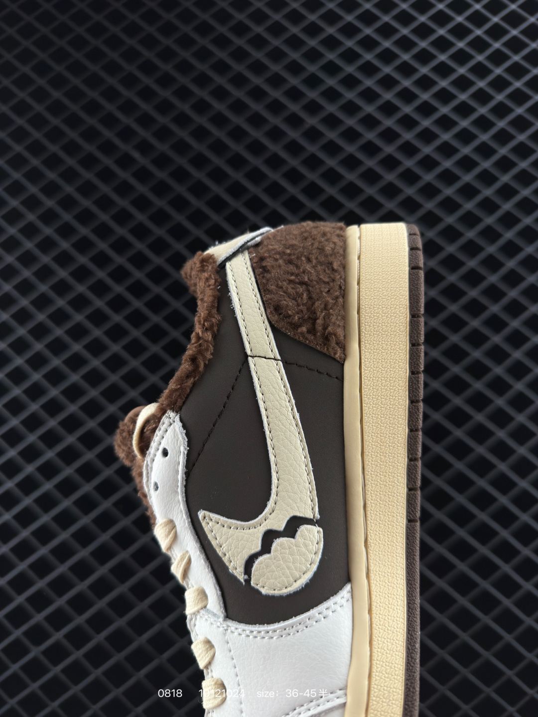 Travis Scott x Air Jordan 1 ” Reverse Mocha “